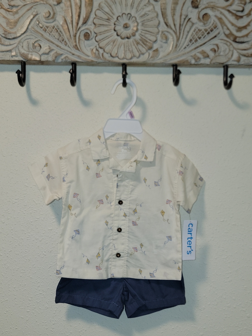 Carter's Cream Short-Sleeve Button Shirt with Pastel Kite Print Boys 9 Mo. Nwt